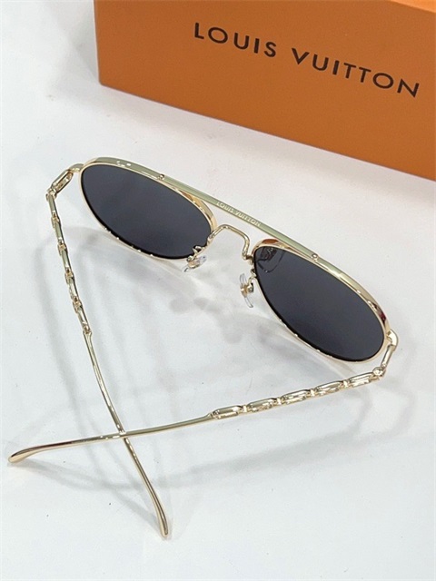 LV sunglass-227